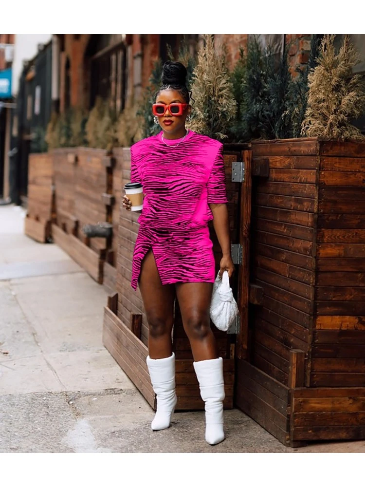 Casual Animal Print Slit Short Sleeve Dress 4 Casual Animal Print Slit Short Sleeve Dress - Image 2